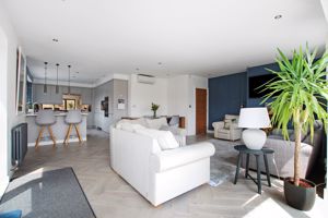 Photo 27- click for photo gallery